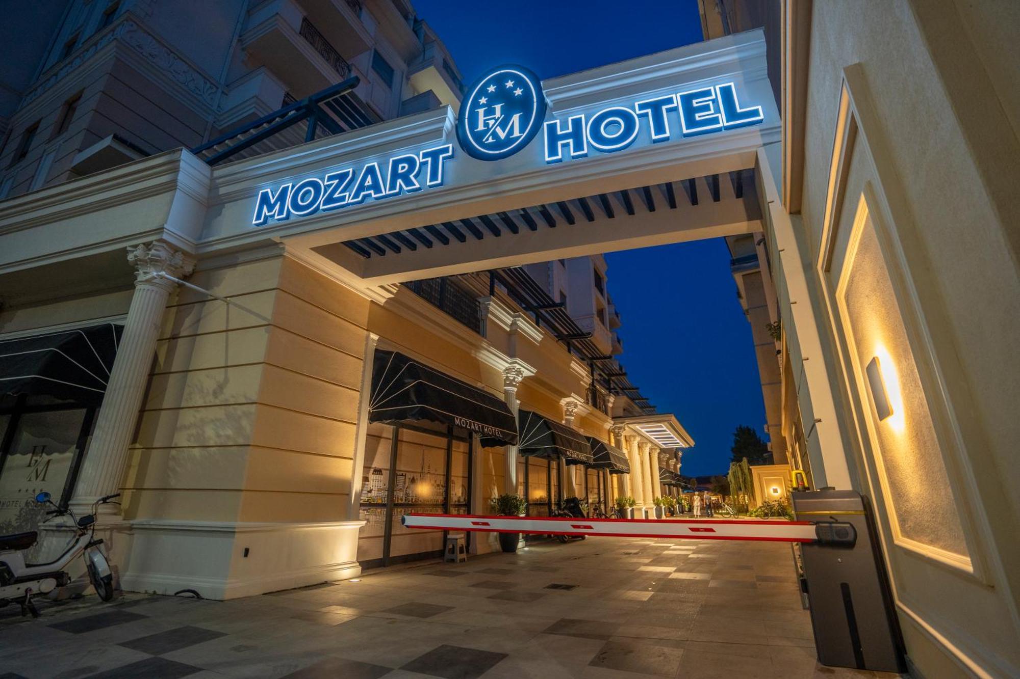 Hotel Mozart Shkodër Buitenkant foto